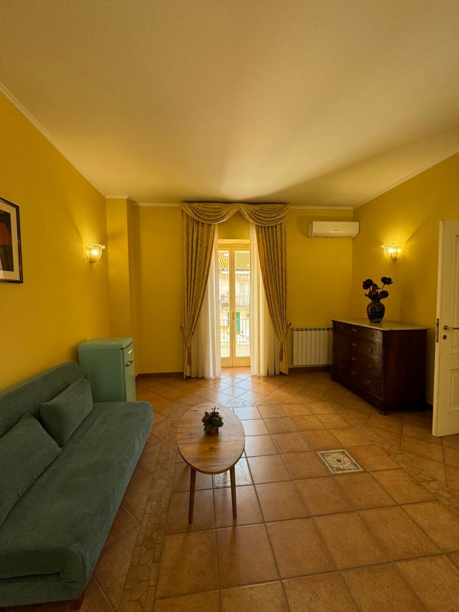 Casa Pepe - Fondi Vertice Rooms Exterior photo