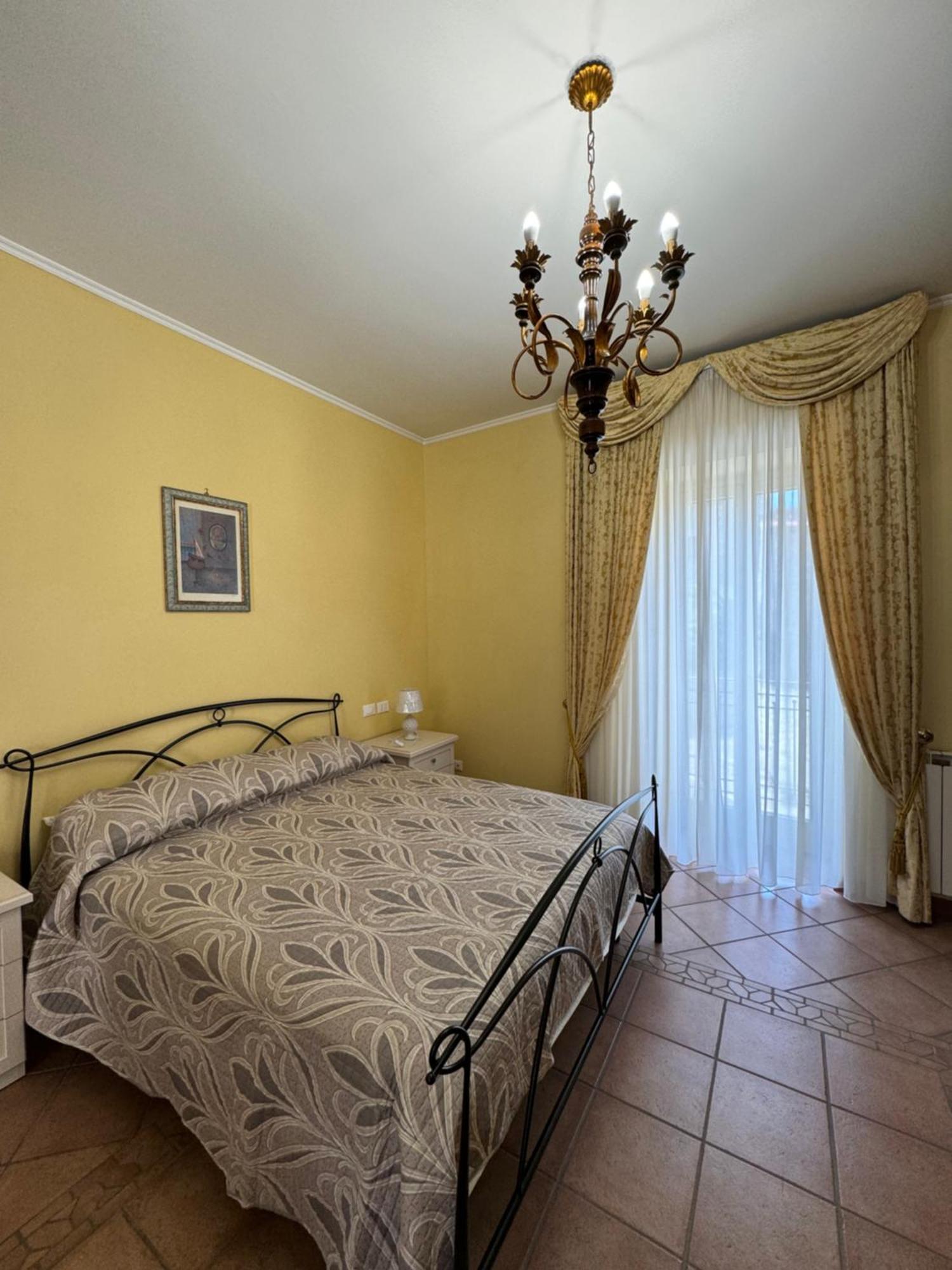 Casa Pepe - Fondi Vertice Rooms Exterior photo